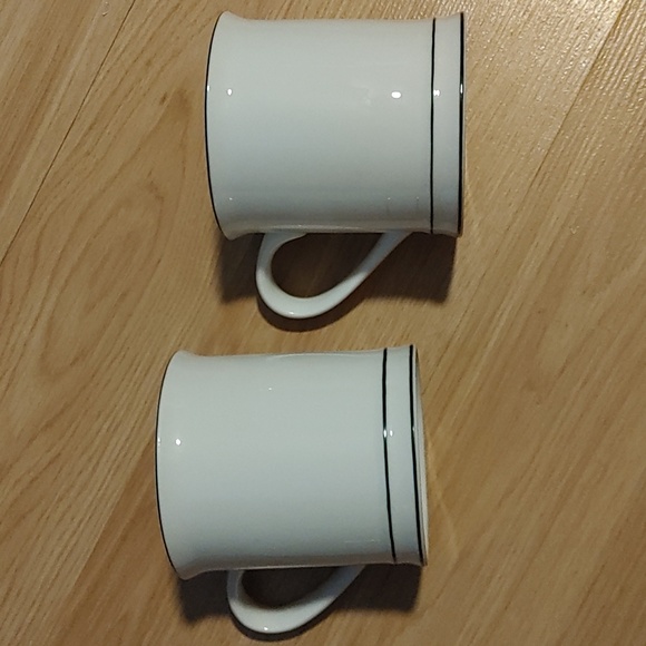 Mr & Mrs Mugs - Picture 2 of 4